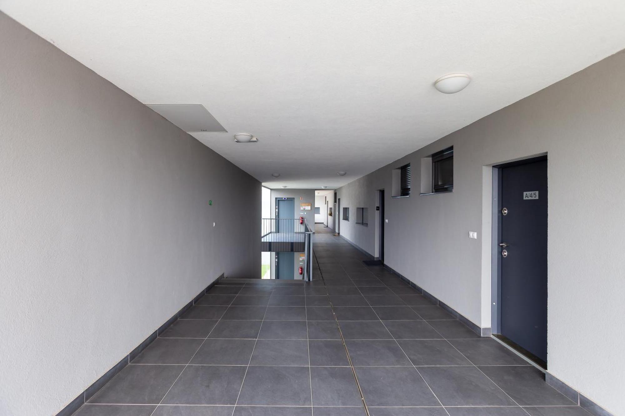 Lake Side Luxury Steps To The Lake Lela - Happy Rentals Balatonlelle Exterior foto