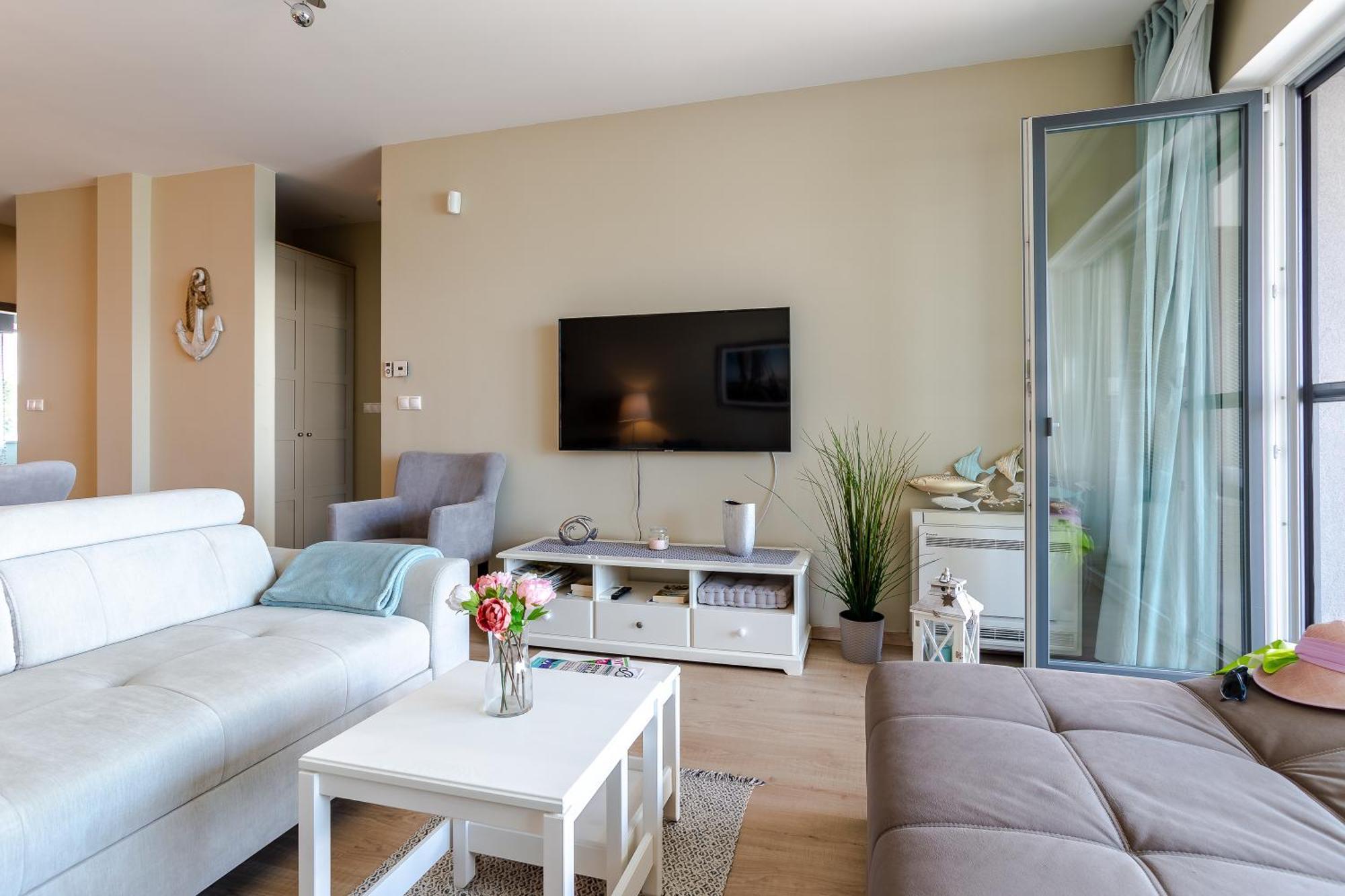 Lake Side Luxury Steps To The Lake Lela - Happy Rentals Balatonlelle Exterior foto
